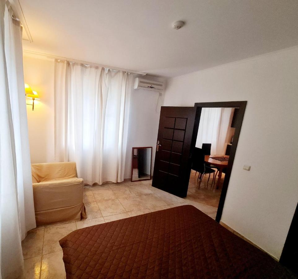 Apartment Almi - The Cliff Obzor Buitenkant foto