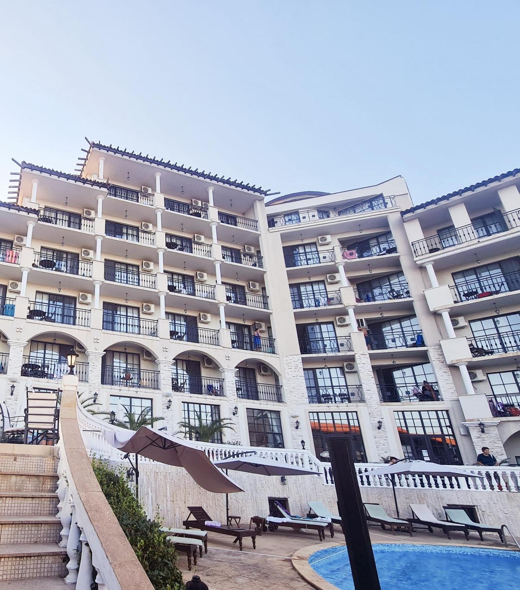Apartment Almi - The Cliff Obzor Buitenkant foto