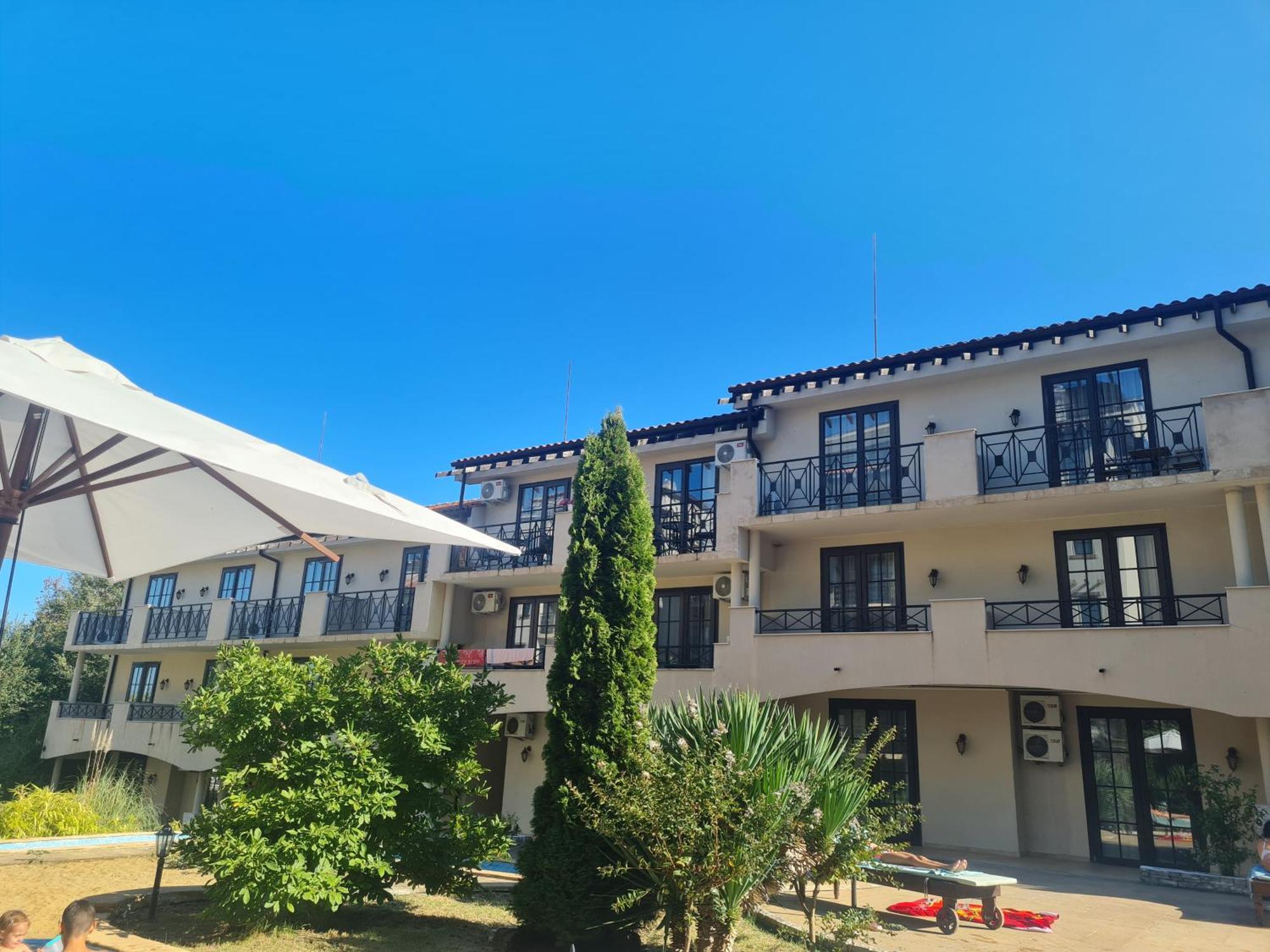 Apartment Almi - The Cliff Obzor Buitenkant foto